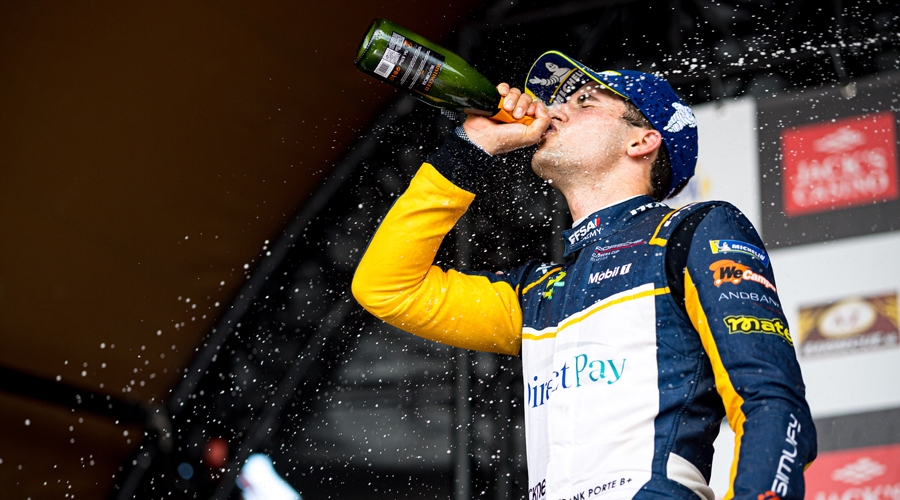 Frank Porté dalt del podi. Foto: Cedida