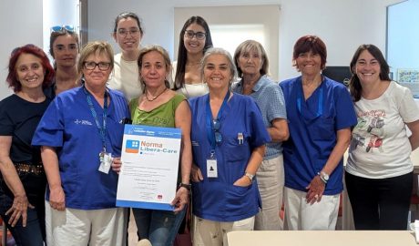 Les professionals del Sant Hospital celebren l'obtenció de la certificació Libera Inicio