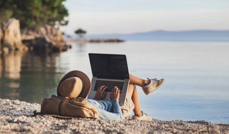 Força gent no pot fer vacances a l'estiu