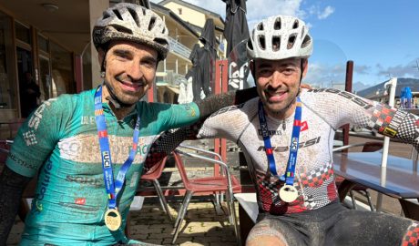 Els dos corredors andorrans després de disputar la prova