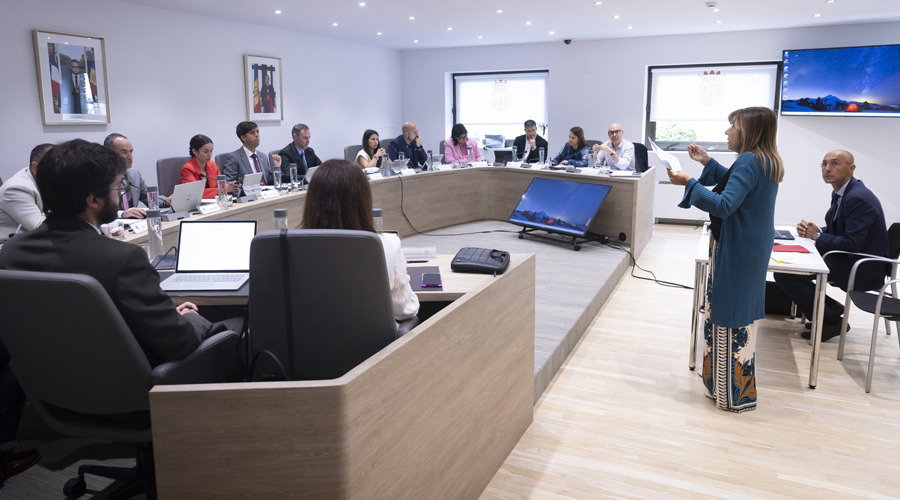 La ministra Conxita Marsol compareixent davant dels cònsols de les set parròquies (SFGA)
