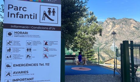 Parc infantil a Aixirivall