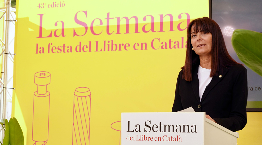 La ministra, Mònica Bonell, a la 43a Setmana del llibre en català, a Barcelona (SFGA)