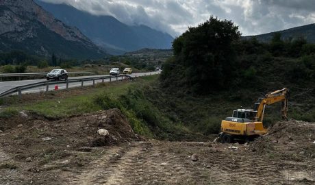Construcció de l'accés al futur polígon de Vilansats d'Organyà