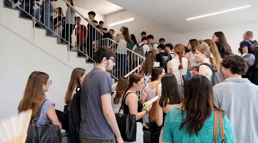 Estudiants d'una universitat catalana (Govern.cat)