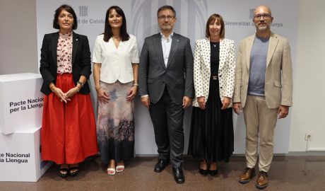 Segona per l'esquerra, la ministra Mònica Bonell, aquest dimecres, a Barcelona