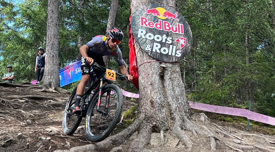 Roger Turné entrenant a Valais. Foto: FAC
