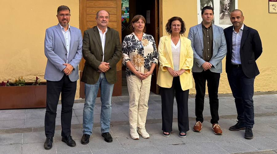 Alcaldesses i alcaldes dels sis municipis que integren la nova xarxa (Aj. la Seu)