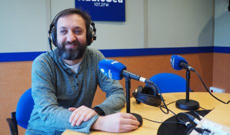 Miquel Alet, durant la seva etapa com a col·laborador de RàdioSeu