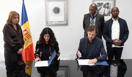 Signatura de l'acord signat entre les diferents parts