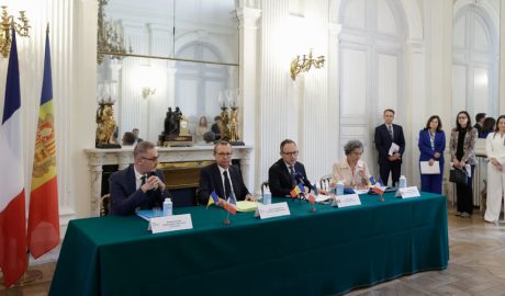 Xavier Espot, segon per la dreta, al 9è Diàleg Transfronterer Occitània–Andorra
