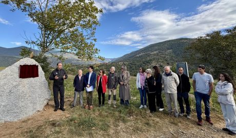 Homenatge a Miquel Caminal i descoberta d'una placa de record, al Pla de les Forques de la Seu