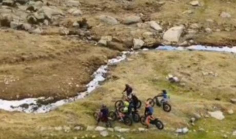 Els sis motoristes enxampats amb les motos a la Vall del Madriu
