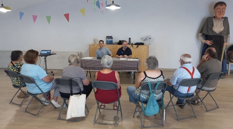 Tuixent ha acollit per primer cop l'Escola de Salut, un cita setmanal amb la salut i el benestar (Foto: ICS)