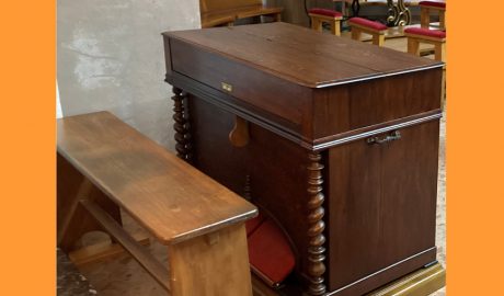 L'harmònium recentment restaurat