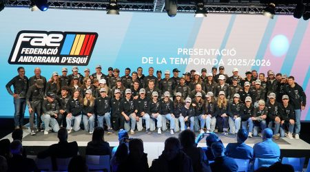 Tots els equips de la Federació d'Esquí