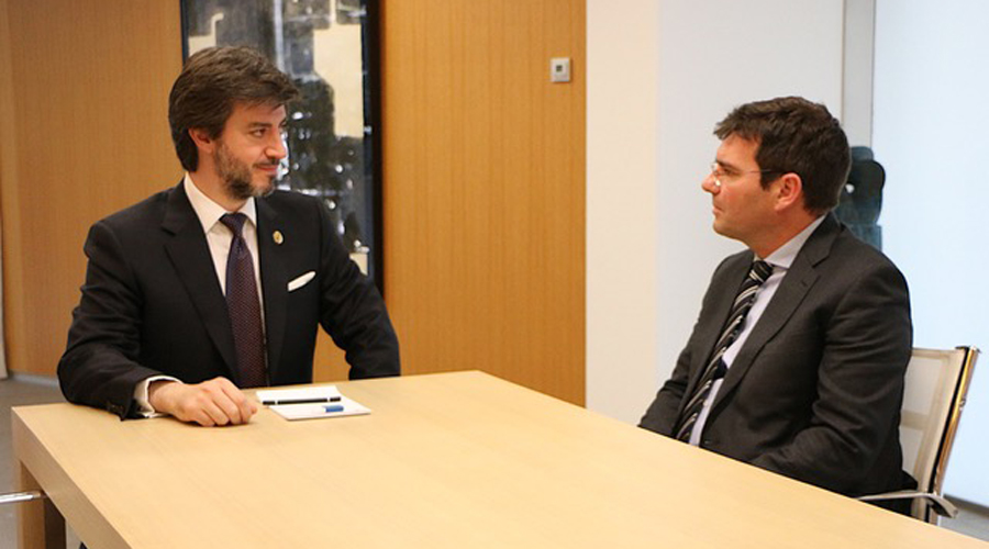 El síndic, Carles Ensenyat, amb el Raonador del Ciutadà, Xavier Cañada. Foto: Cedida