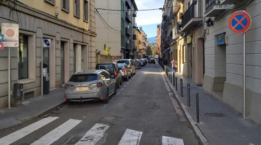 Un tram del carrer Sant Ermengol (Aj. la Seu)