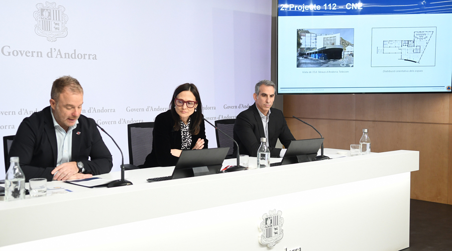 Cristian Pons, Ester Molné i César Marquina durant la seva compareixença (SFGA)