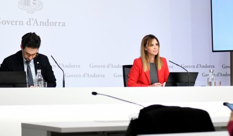 El ministre portaveu del Govern, Guillem Casal, i la secretària d'Estat, Mariona Cadena