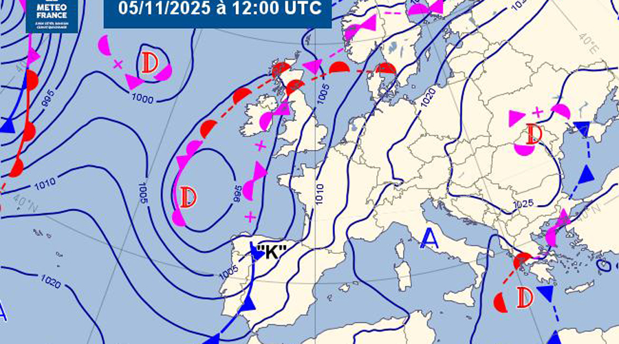 Mapa del temps on es constata l'arribada del front (Meteo France)