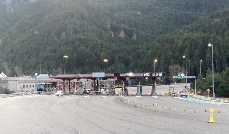 Àrea de peatge del túnel del Cadí, al terme municipal d'Urús
