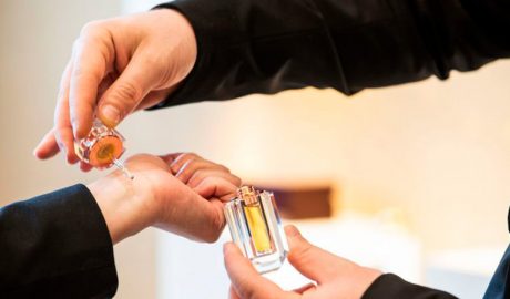 Els perfums àrabs amb ingredients exòtics i presentacions luxoses transmeten exclusivitat