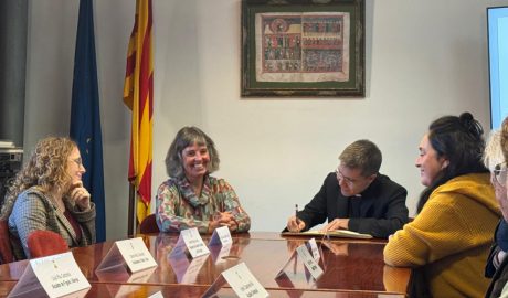 La visita de Serrano a la seu del Consell Comarcal de l'Alt Urgell