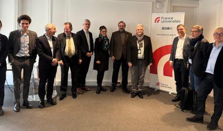 Cinquè per la dreta, el rector Juli Minoves