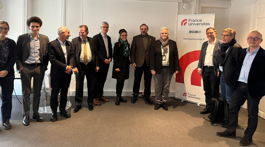 Cinquè per la dreta, el rector Juli Minoves (UdA)