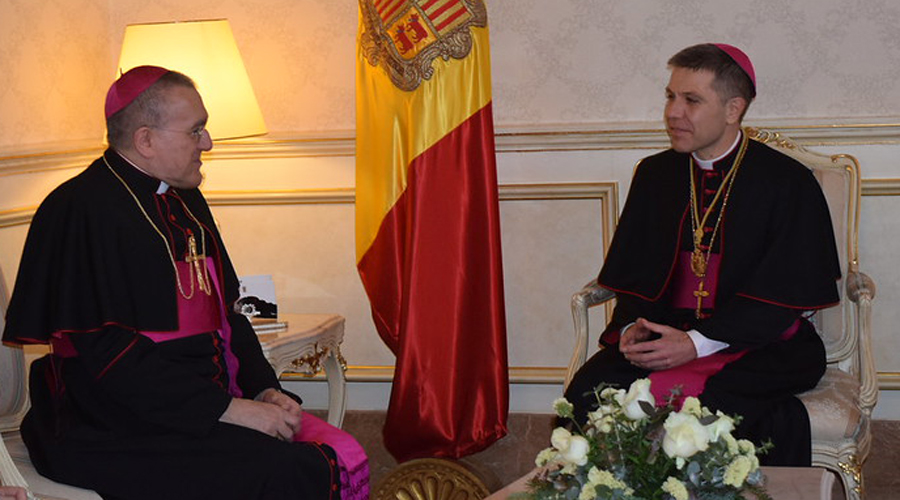 Mons Piero Pioppo i Mons. Josep-Lluís Serrano (Bisbat d'Urgell)