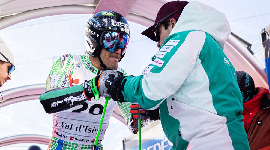 Verdú, a la porta de sortida, abans de la primera mànega de Val d'Isère. Foto: Auxance Malga Agence Zoom