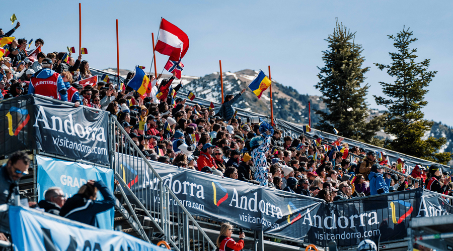 Ambient a les graderies de la pista Àliga per finals de la Copa del Món Andorra 2023. Foto: Cedida