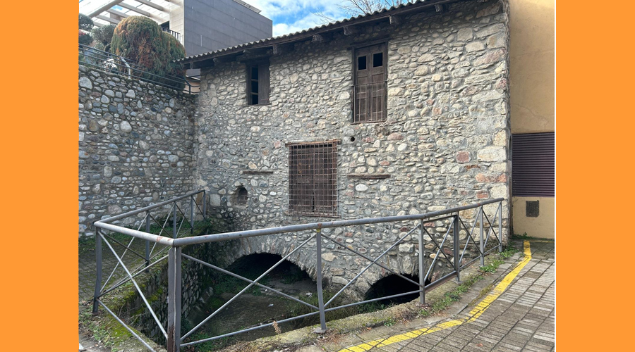 Edifici del Molí Vell, a la Seu d'Urgell (RàdioSeu)