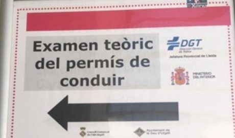 Senyalització de l'aula d'exàmens teòrics del carnet de conduir al CETAP Alt Urgell