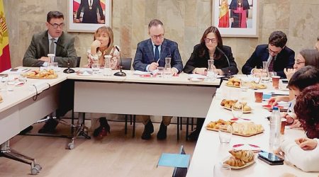Els càrrecs del Govern durant l'esmorzar amb els mitjans de comunicació