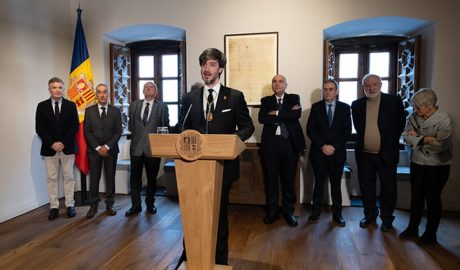 El síndic, Carles Ensenyat, durant la seva intervenció