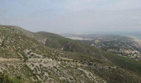 Vista parcial del massís del Garraf