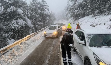 Les nevades han afectat la mobilitat en diverses carreteres