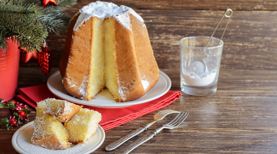 Un temptador Pandoro a punt de ser degustat (Getty Images)