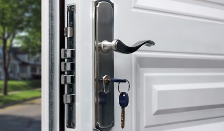 Un bon pany d'una porta blindada