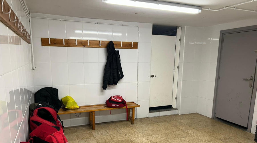 Vestidors del Camp Municipal de Futbol Emili Vicente de la Seu d'Urgell (RàdioSeu)