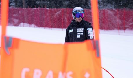 Cande Moreno, durant el reconeixement del descens a Crans Montana