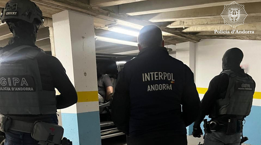 La Policia andorrana un cop ha detingut els dos delinqüents (Policia d'Andorra)