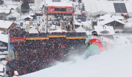 Joan Verdú entrant a l'últim mur d'Adelboden, a la passada Copa del Món