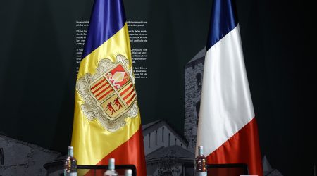 Les banderes d'Andorra i França