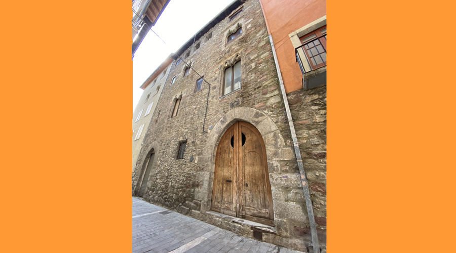 Ca l'Armenter, al carrer dels Canonges, una de les finques cedides (Aj. la Seu)