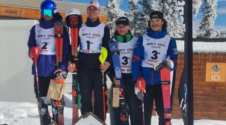 Segon per la dreta, Jan Visa, tercer U18 a l'eslàlom FIS de Font Romeu