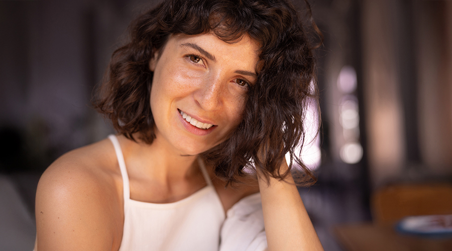 Una dona amb una pell ben cuidada