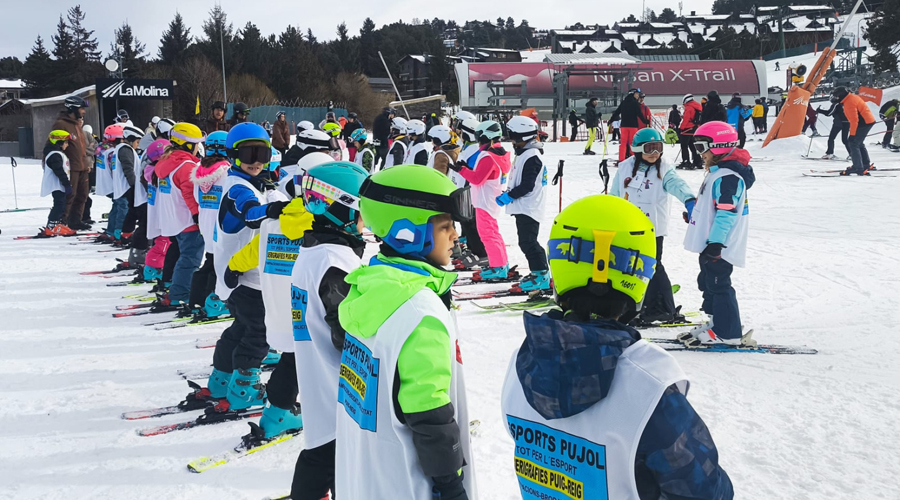 Nombrosos alumnes participar en l'activitat de l'Esport Blanc Escolar (Govern.cat)